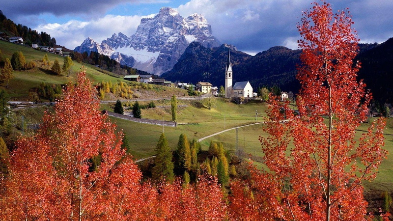 italian, trees, leaf, wonderful, mountains, alps, village, church, nature and landscapes, red, 1080P