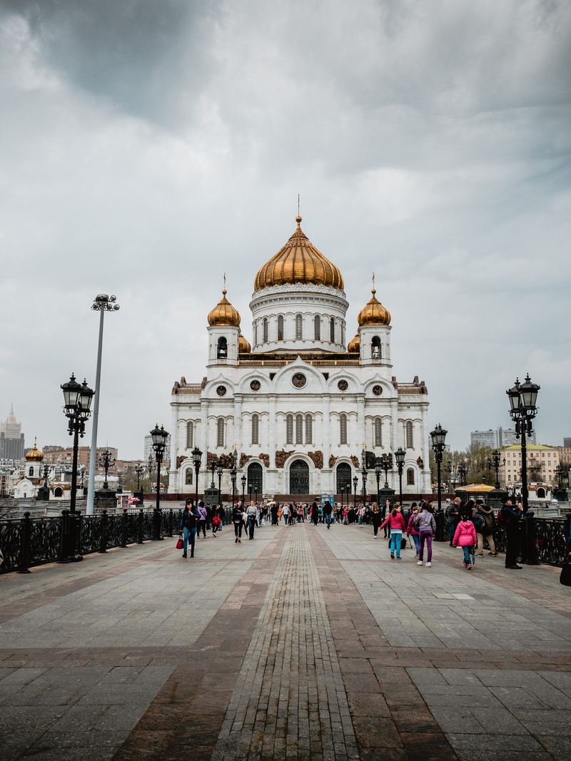 walking, town, architecture, travel, place of worship, outdoors, stone, moskva, street, built structure, travel destinations, toward, russium, belief, building