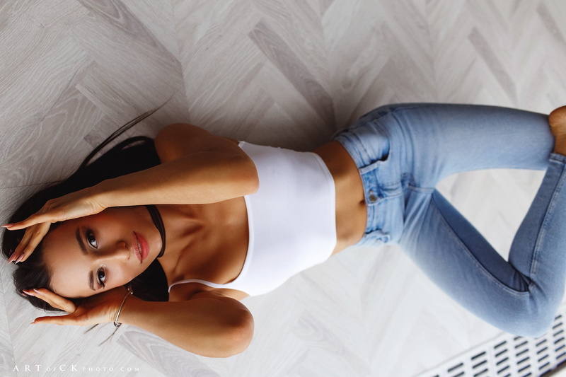 white tank top, lipstick, bare shoulders, choker, mouth, feet, model, belly, lips, Stepan Kvardakov, bare midriff, hands in hair, top view, barefoot, navels