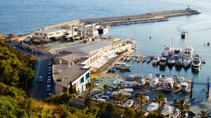 high angle view, travel, nature, summer, nautical vessel, architecture, built structure, building exterior, harbor, transportation, sunlight, yacht, parking
