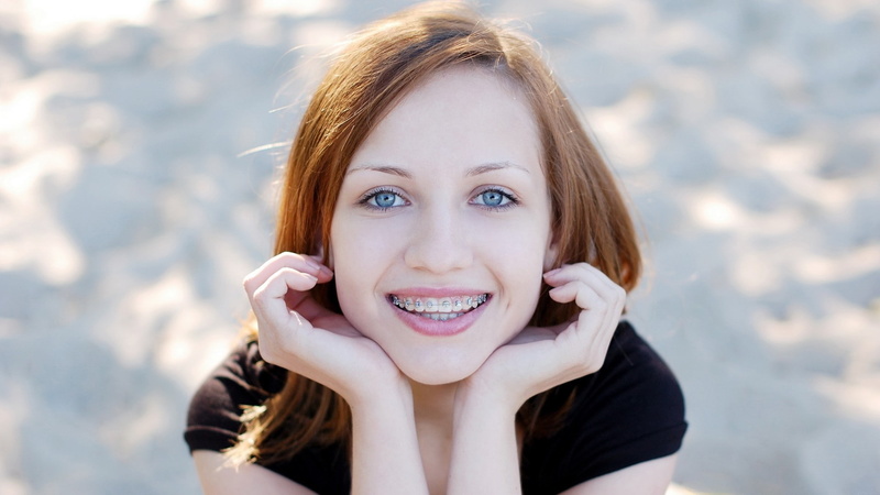 adolescence, Face, headshot, outdoors, women, hairstyle, beautiful woman, Blue eyes, Smile, positive emotion, beauty, smiling, young adult, adult, Braces