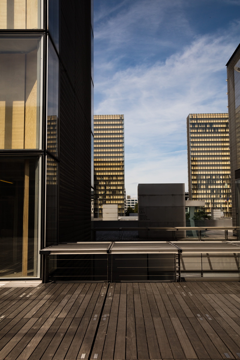 no people, building, bnf, sky, day, nature, modern, office, the françois-mitterrand library, glass - material, built structure, cloud - sky, books, financial district