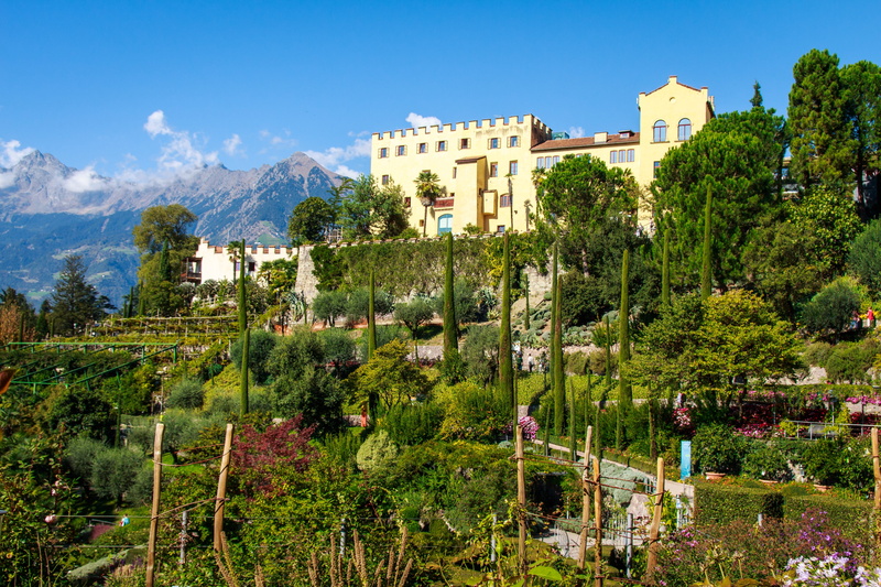 outdoors, meran, green color, built structure, nature, mountains, house, south tyrol, residential district, love, building exterior, building, day, no people