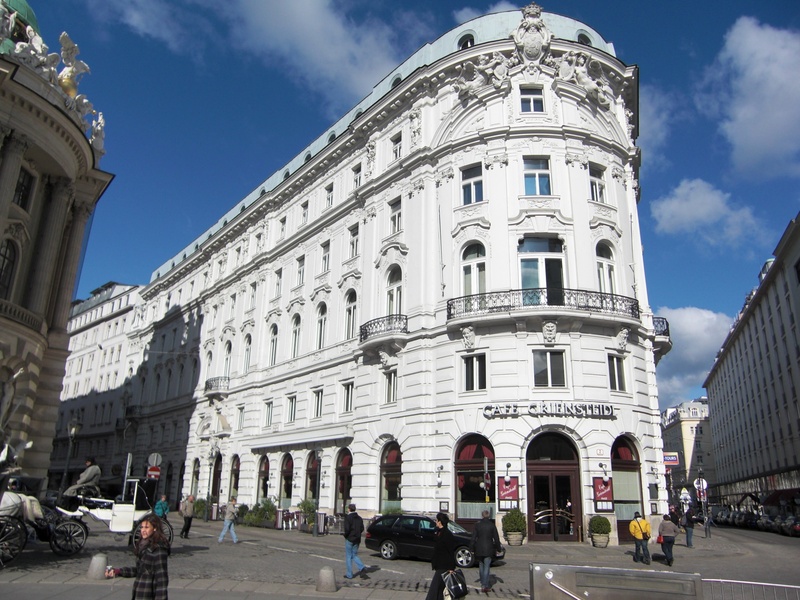 old, arch, mode of transportation, group of people, day, transportation, real people, street, hofburg imperial palace, old building, city, car, corner house