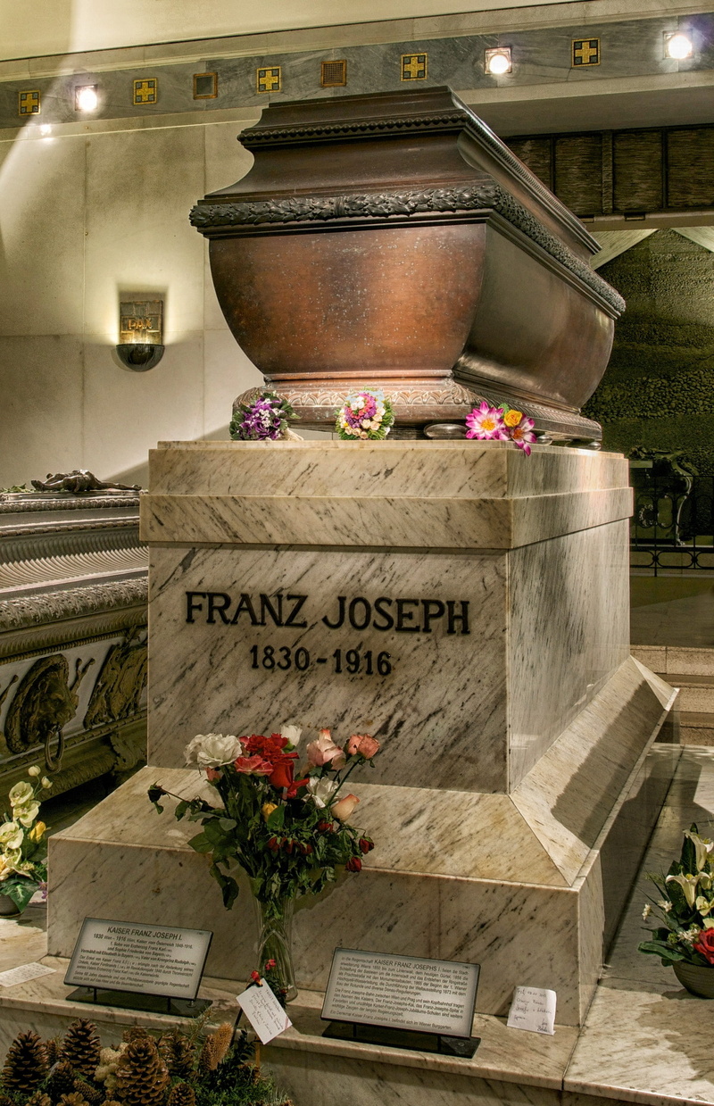 nature, franz joseph, close-up, grave, plant, communication, indoor, non-western script, day, western script, memorial, the past, Sarcophagus, inside, indoors