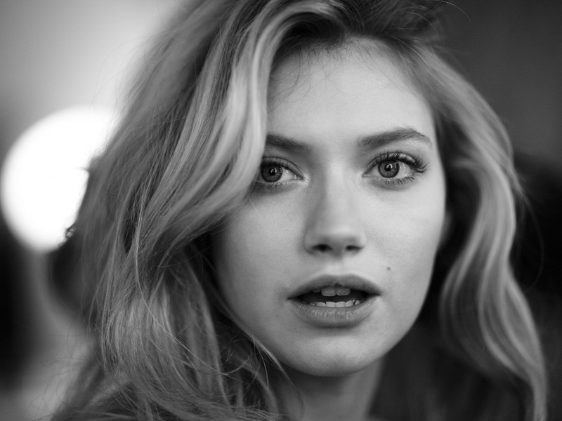 Imogen Poots, headshot, long hair, human face, portrait, beautiful woman, 2K, beauty, face, beautiful people, adult, young adult, hairstyle, blond hair