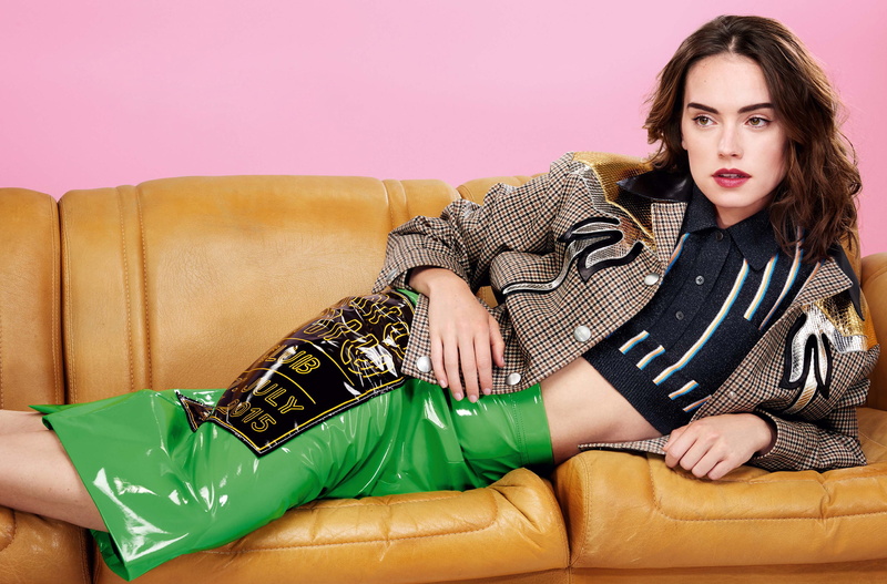 photographer, jacket, pose, Alexei There, hairstyle, skirt, Daisy Ridley, brunette, makeup, photoshoot, on the couch, 2K, figure, actress, Glamour, lies