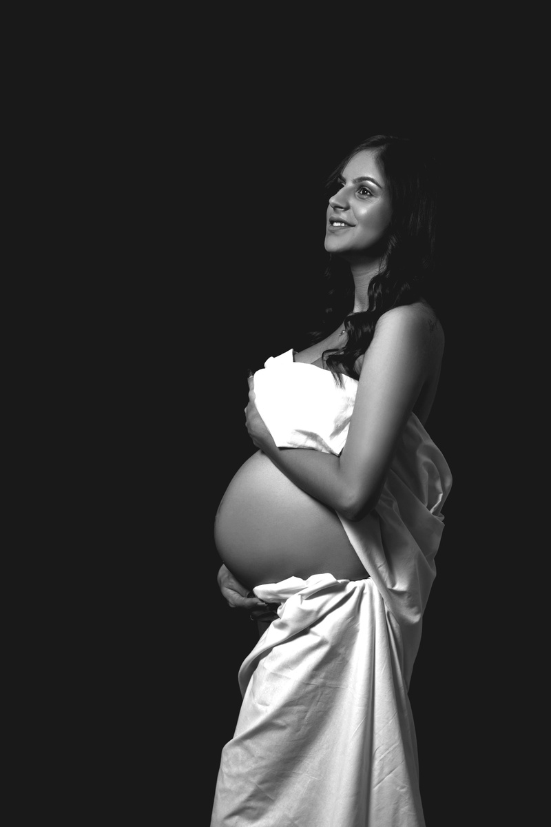 young adult, girl, woman, studio shot, hope - concept, clothing, dark, pregnant, beauty, 5K, baby, standing, time, love, mom, looking, studio, black and white