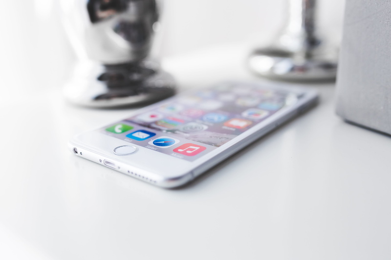 control, apple iphone, cell, electrical equipment, single object, portable information device, iphone 6, wireless technology, television set, connection