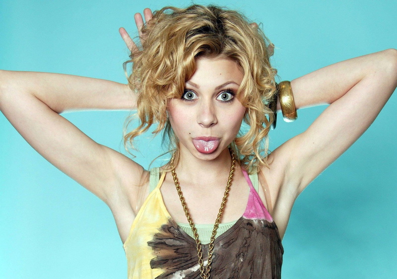 720P, alyson michalka