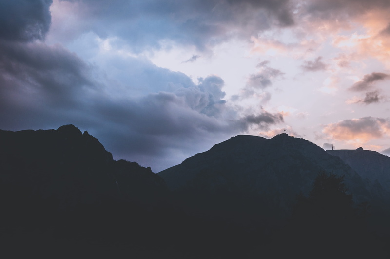 cloud, cloud - Sky, dark, sunlight, sky, fog, scenics, peak, dawn, valley, sunset, sun, ridge, rock - Object, bucegi, outdoors, mountaintop, cloudscape
