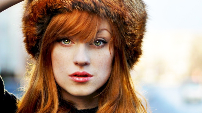 style, pose, feamles, eyes, face, women, pov, stare, 1080P, hat, girls, fashion, redhead, models, babes, freckles