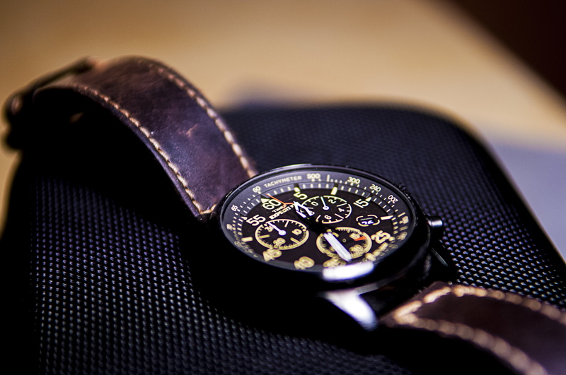 accessory, watch, control, fashion, wrist watch, elegant, personal accessory, leather, transportation, motor vehicle, car, connection, fashionable, indoors