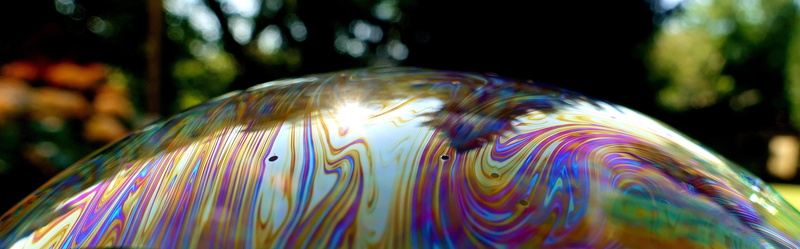 motion, iridescent, pattern, food, outdoors, sphere, food and drink, single object, soap bubble, colorful, color, close-up, water, day, no people, kunterbunt