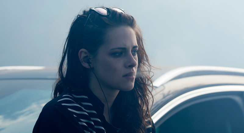 looking at camera, young adult, lifestyles, hair, women, kristen, hairstyle, outdoors, Clouds of Sils Maria, headshot, portrait, long hair, one person