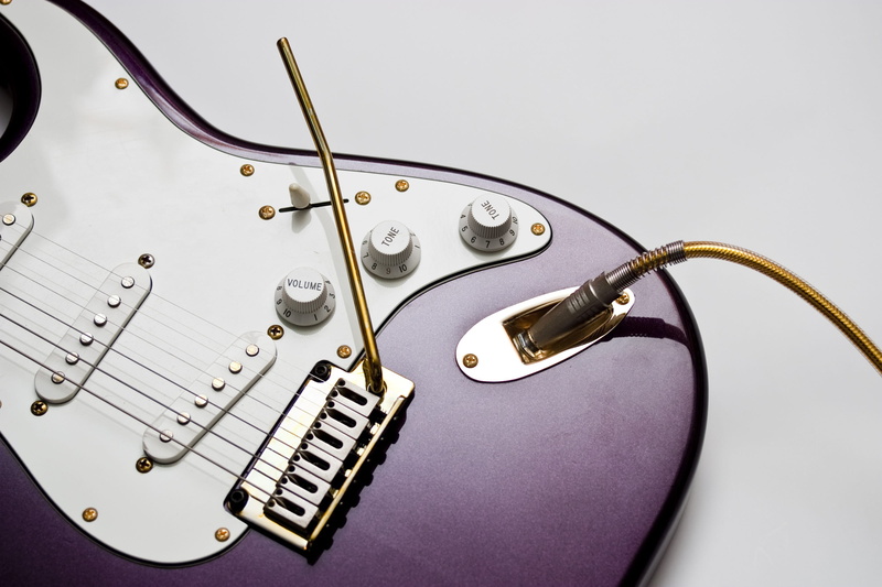 string, electric, cable, 2K, electric guitar, studio shot, music, technology, arts culture and entertainment, no people, musical instrument, high angle view