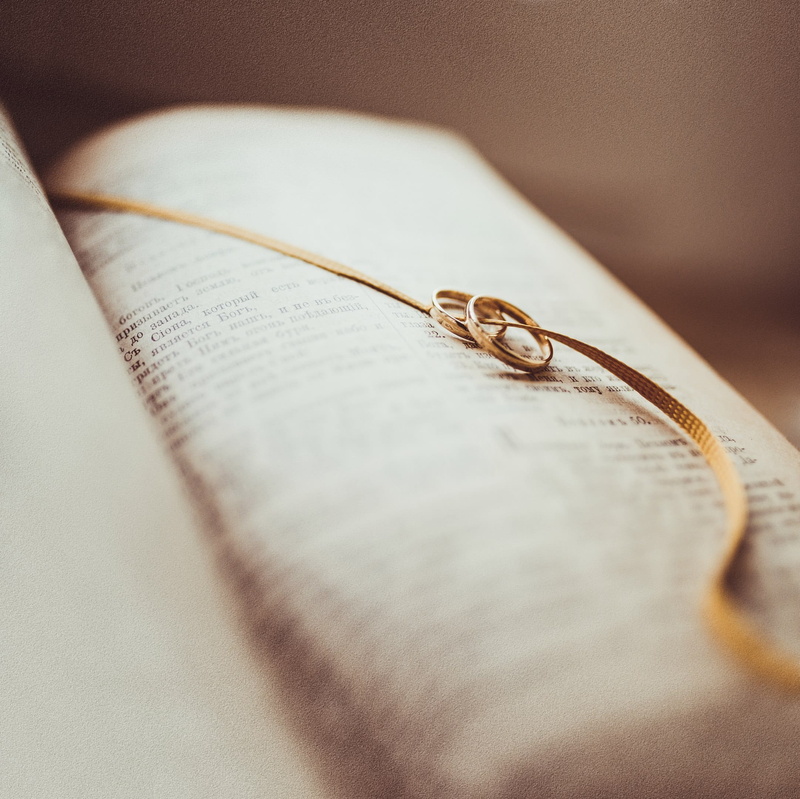 white color, colored, the text of the, 1080P, education, high angle view, open, jewelry, two objects, gold, no People, paper, Book, rings, ring, vintage