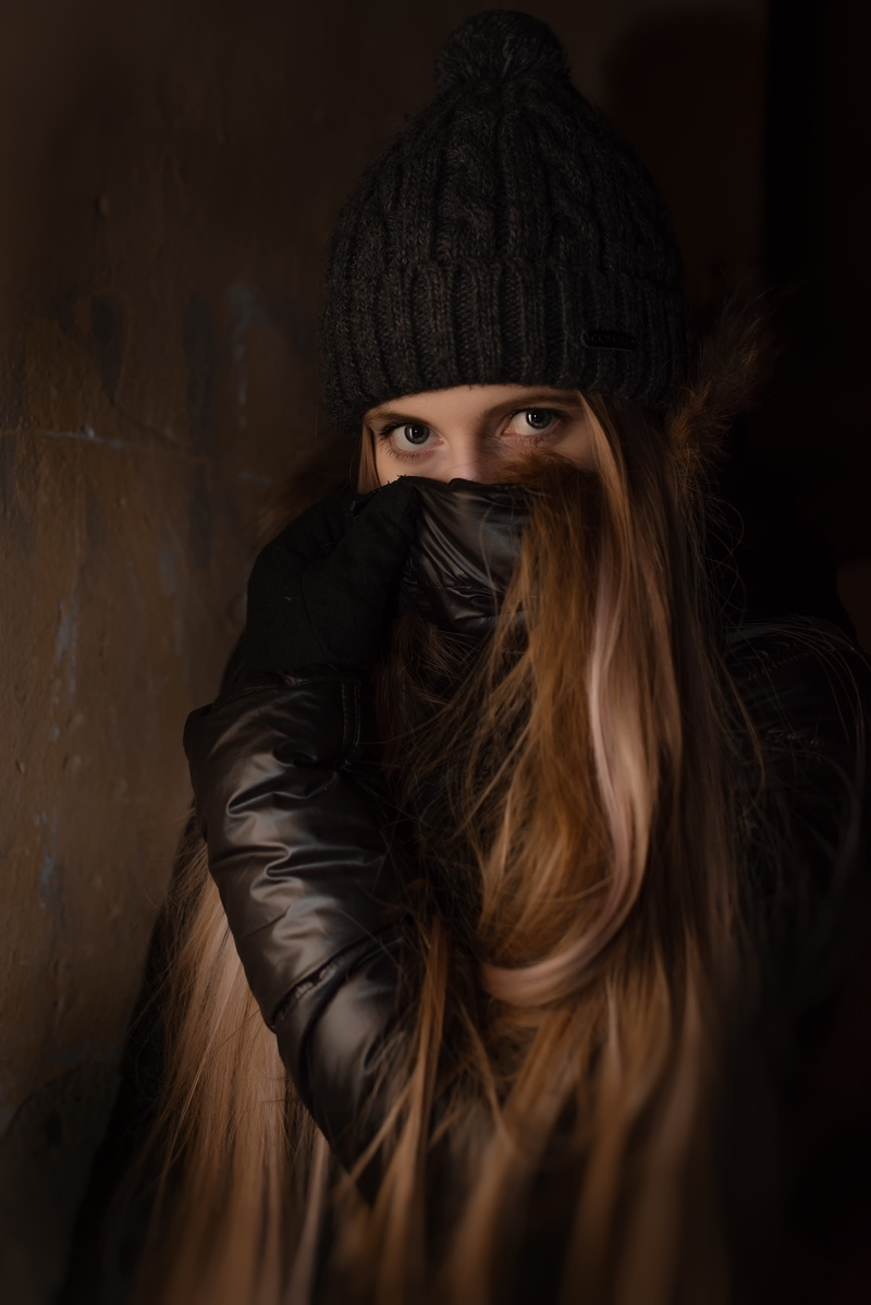 young adult, long hair, looking at camera, face, indoors, leisure activity, hairstyle, front view, person, women, using, clothing, beauty, adult, covering
