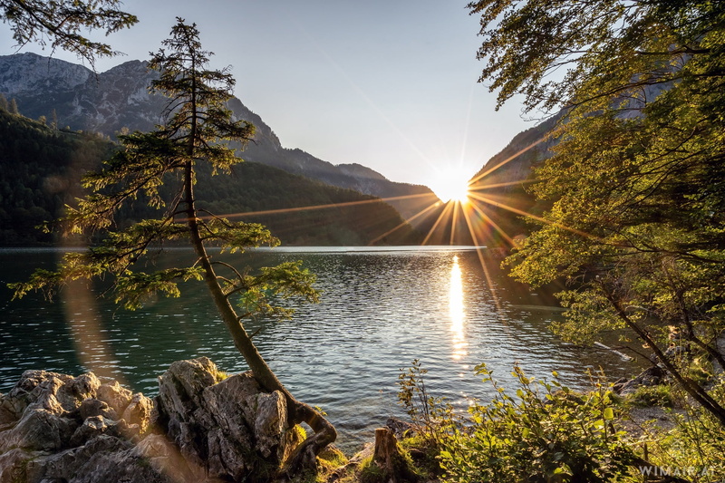 sunbeam, rock - object, mountain, sunset, Styria, lake, Lake Leopoldskroner, 1080P, green, non-urban scene, mountains, leafed, Despite, sun, sunlight