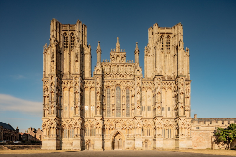 building, church, minster, landmark, historical, travel, cathedral, outside, spirituality, architecture, holy, abbey, pretty, history, ancient civilization