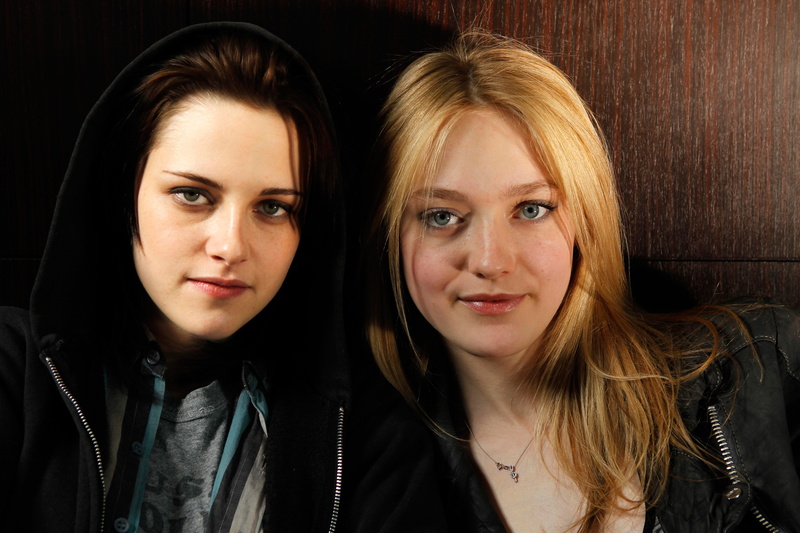 The Runaways, Dakota Fanning, Kristen Stewart, 4K