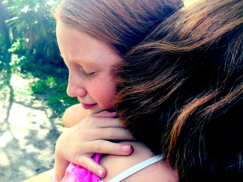 lifestyles, side view, child, sad, kid, depressed, two, photo, contemplation, sadness, profile view, childhood, one person, hug, forgiveness, 2K, focus on foreground