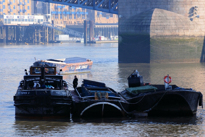 day, ship, water, building exterior, built structure, transportation, thames, refuse service, bridge - man made structure, travel, river, nautical vessel