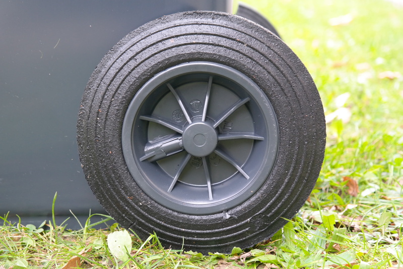 container, waste bins, mgb, grass, no people, transportation, trash can, vehicle part, black color, plant, Wheel, land vehicle, rubber, equipment, 5K