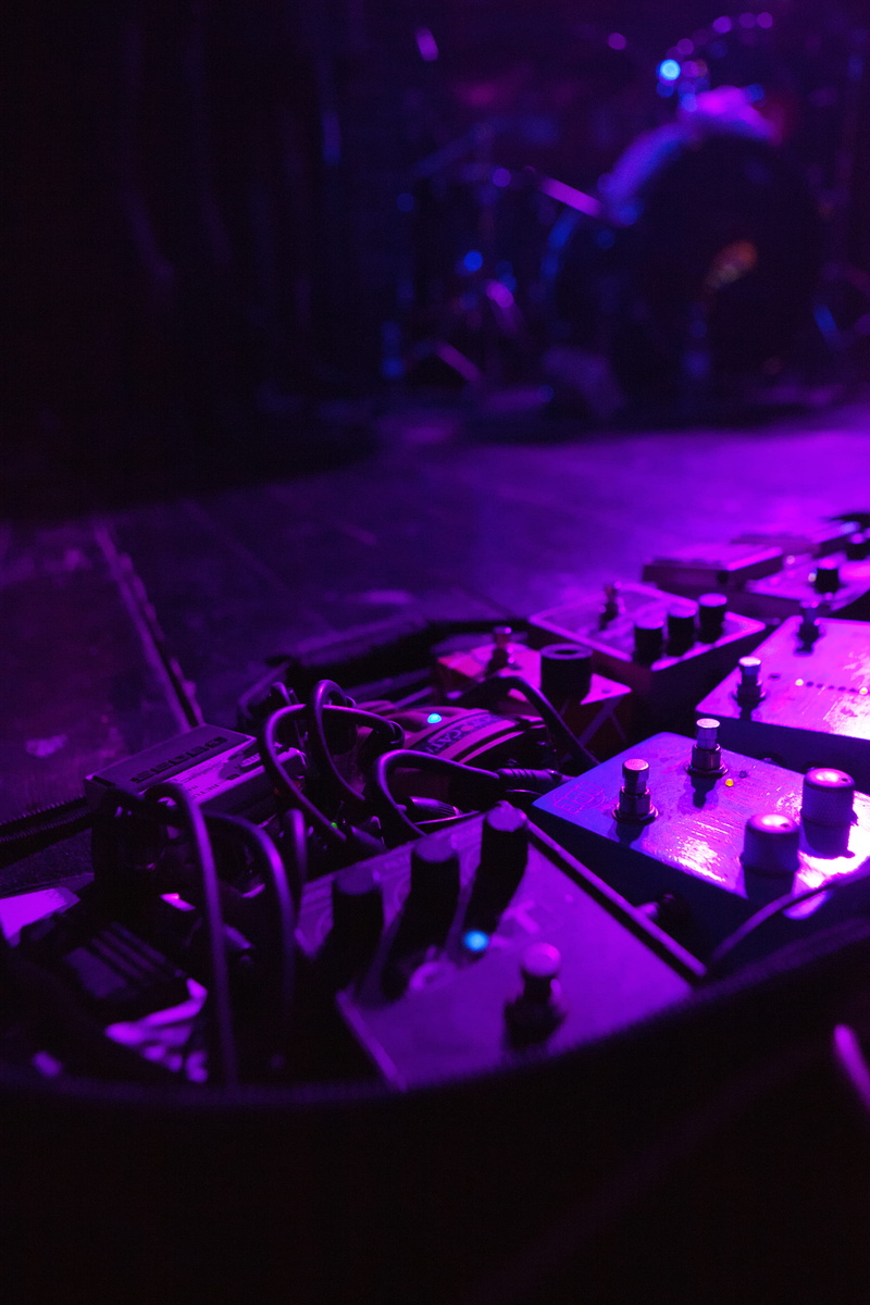 arts culture and entertainment, electric, performer, audio equipment, 2K, record, musical, close-up, group, turntable, nightlife, nightclub, sound recording equipment