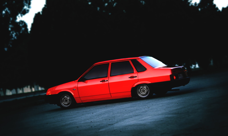 speed, driving, outdoors, wheel, 4K, old-fashioned, street, headlight, road, VAZ, stationary, obsolete, Lada, day, no People, car, travel, Red, traffic