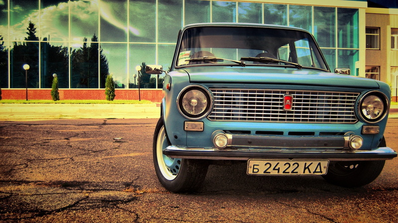 plant, front View, red, chrome, old, nostalgia, sports Car, day, low Profile Tires, american Culture, bumper, 1080P, speed, reflection, blue, nature, history