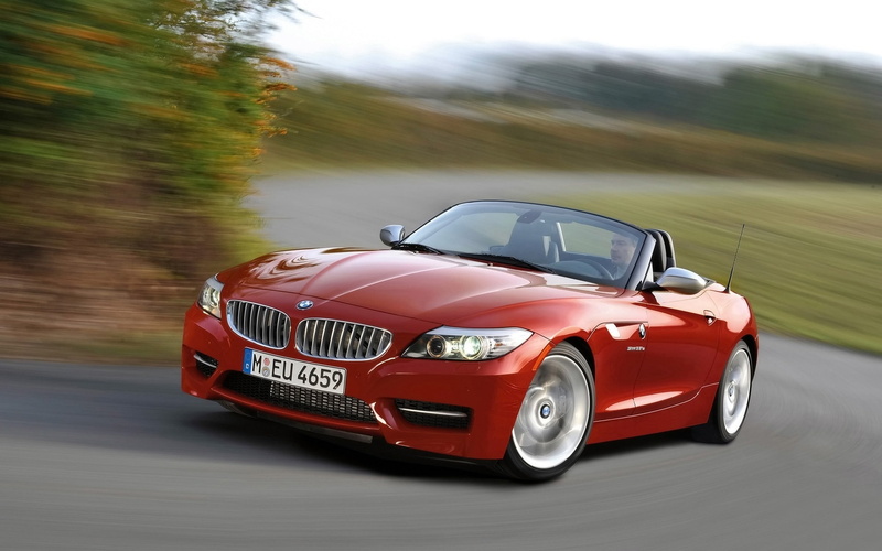 land Vehicle, driving, canada, car, no People, personal Land Vehicle, modern, mode of transportation, on the move, bmw z4, shiny, speed, transportation