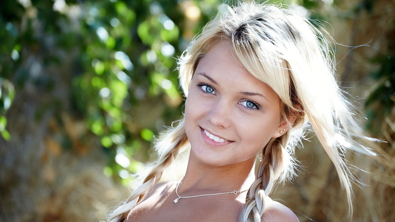 blue eyes, Dyed Hair, Blonde, lada D, 1080P, women, smiling