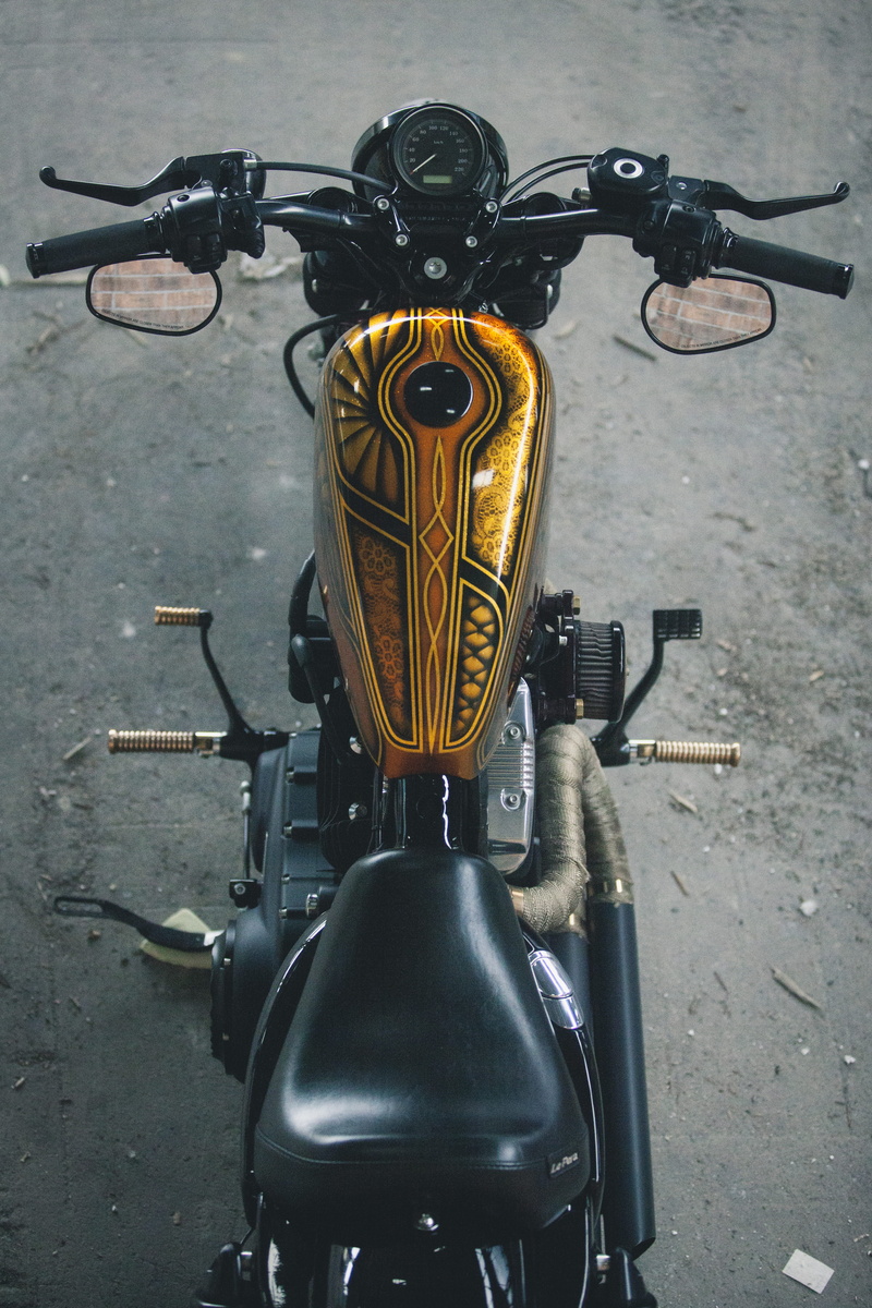 bicycle, cafe racer, city, hd, stationary, brown, australia, handlebar, seat, technology, harley davidson, no people, single object, sydney, close-up, new south wales