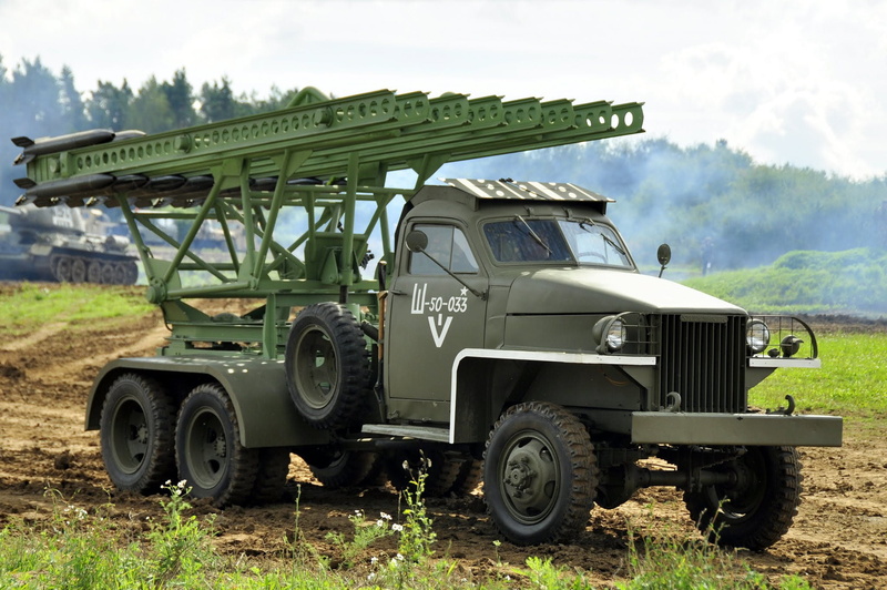 gray, camouflage, mode of Transport, door, military, land Vehicle, 4x4, landscape, grass, weapon, old, jet, no People, engine, battlefield, field, Great