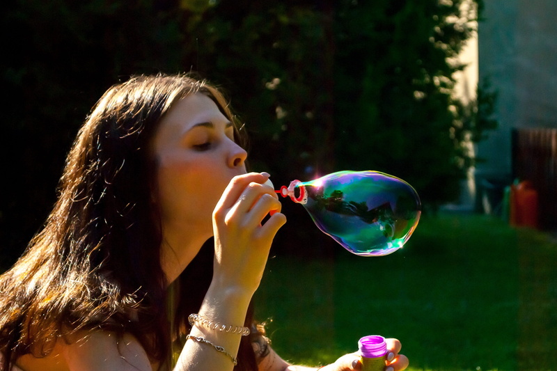 sphere, one woman only, bubbles, woman, soap sud, one person, Soap Bubbles, let, bubble, leisure activity, nature, young women, fragility, the delicacy