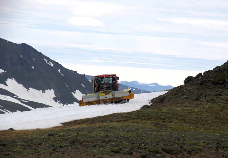 mode of transportation, formation, summer, day, rock, rotrak, mountains, snowdrifts, transportation, digging, truck, suv, commercial land vehicle, the roads
