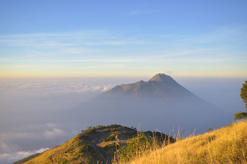 volcano, idyllic, cloud - sky, day, beauty in nature, sky, travel, indonesia, no people, 4K, mountain range, grass, non-urban scene, java, tranquil scene
