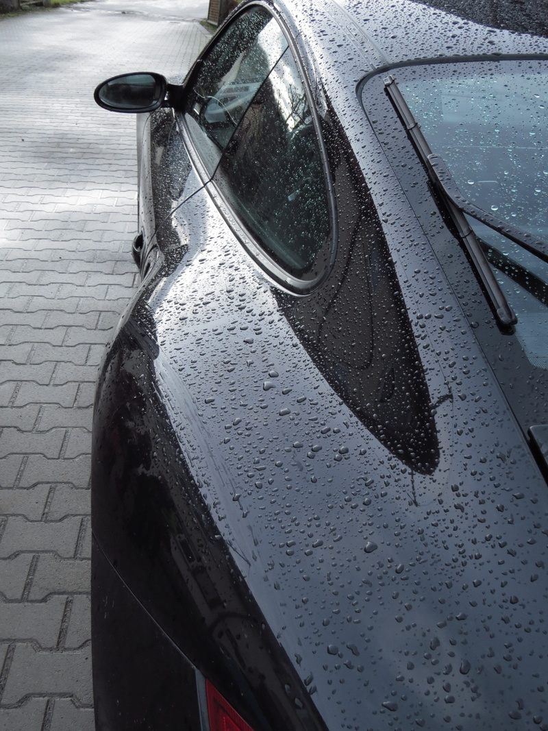coupe, no people, raindrop, fender, rain, drop, flank, auto, water, rainy season, monsoon, black, shine, transportation, land vehicle, reflection, run off