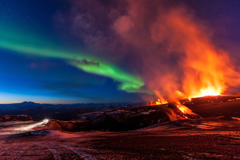 star - space, luminosity, aurora, Northern lights, volcano, mountains, green, phenomenon, no people, 1080P, scenics - nature, power, illuminated, sky