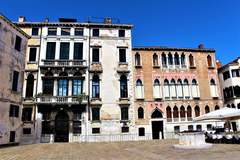 18th century, square, architecture, architectural column, baroque, trip, 17th century, old house, history, outdoors, the past, sky, beautifully, built structure