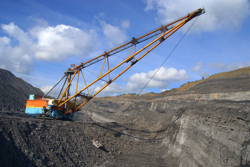 construction equipment, industry, gigantic proportions, environment, sky, heap, extraction, day, development, quarry, transportation, walking excavator