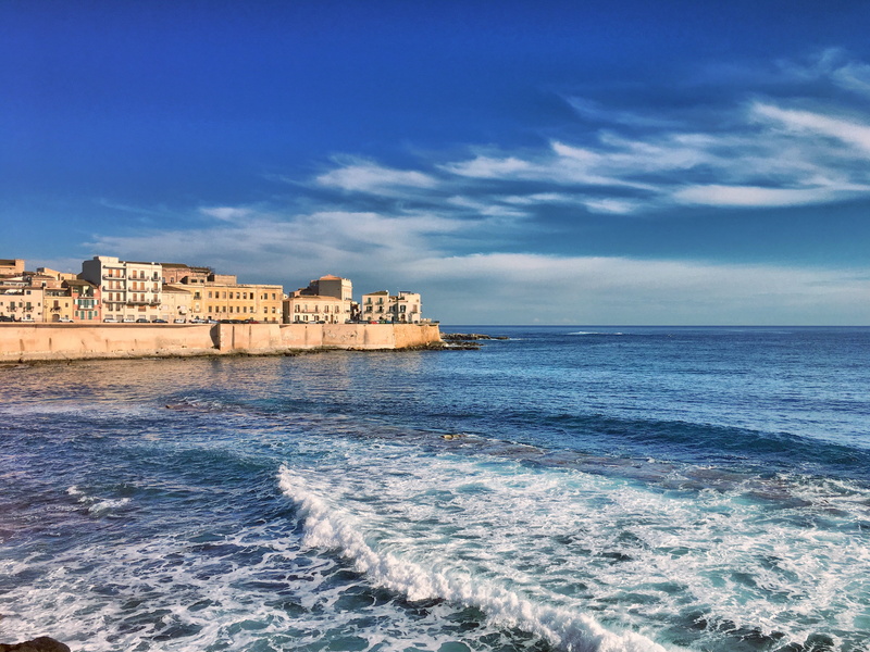 4K, beach, motion, building, ortigia, water, cloud - sky, sicily, horizon, land, scenics - nature, beauty in nature, built structure, architecture, building exterior