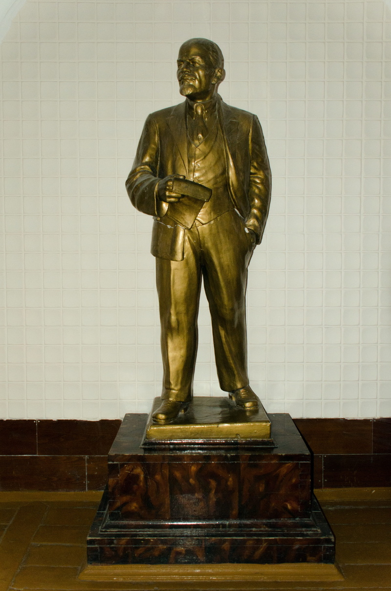 marble, Lenin, Bronze, spirituality, belief, built structure, gold colored, architecture, creativity, representation, art and craft, russia, indoors, human representation
