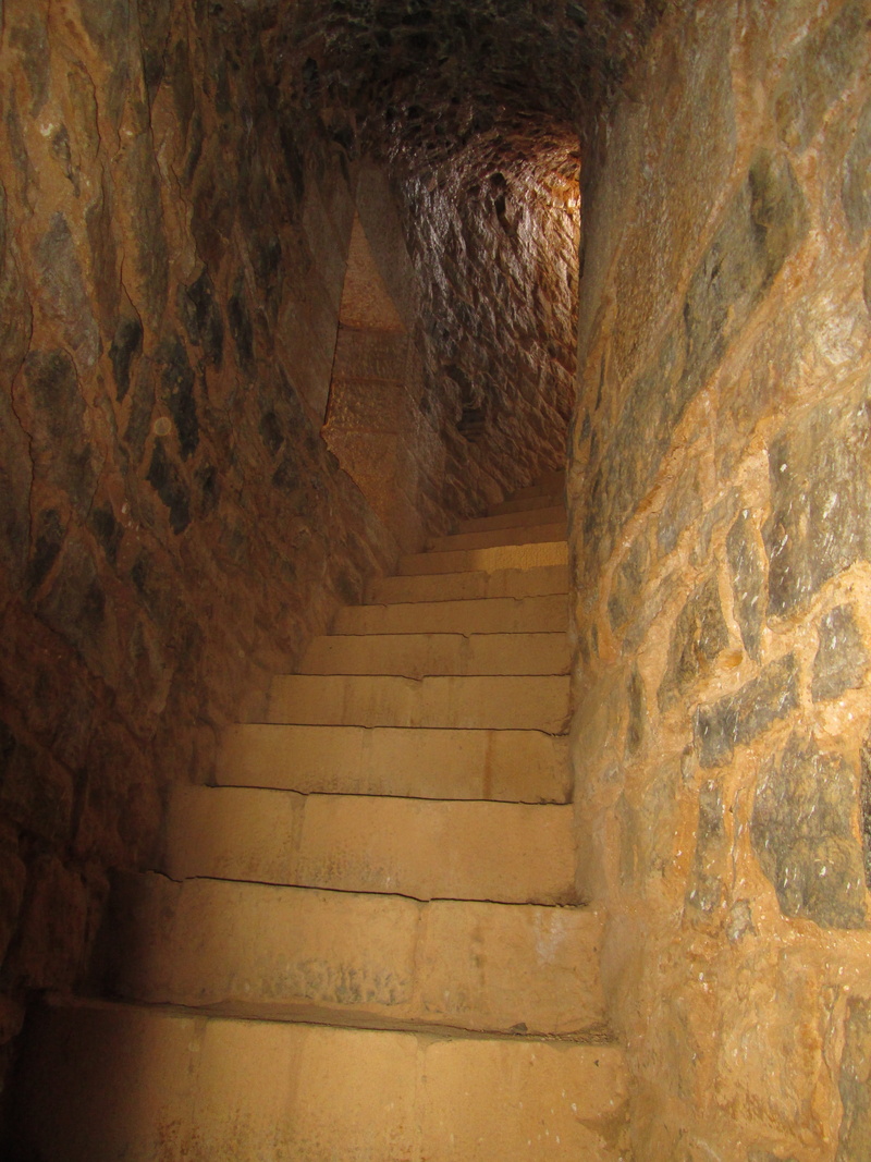 wall, steps and staircases, Tower, old, medieval, market, archaeology, indoors, 4K, old ruin, no people, Guédelon, building, ancient, stone Material, pierre