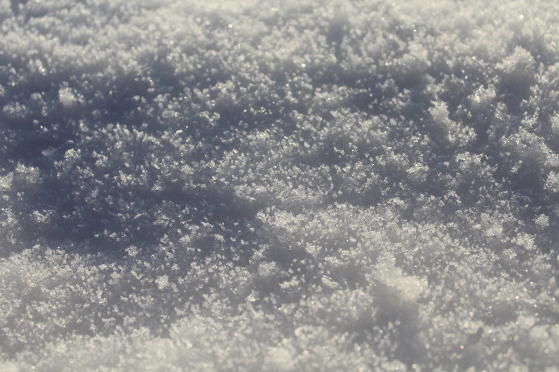 frost, tranquility, sand, landscape, beauty in nature, crystal, day, hail, high angle view, indoors, selective focus, outdoors, scenery, nature, mold, ice