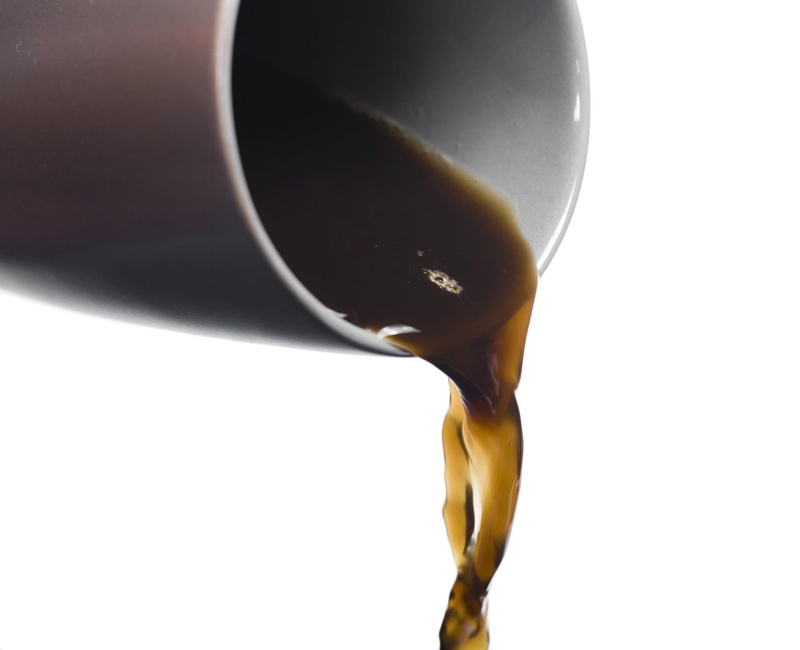 coffee, kitchen, beans, metal, dark, cup, non-alcoholic, warm, brown, caffeine, hot, falling, turkey, close-up, black, white background, beverage, extreme close-up