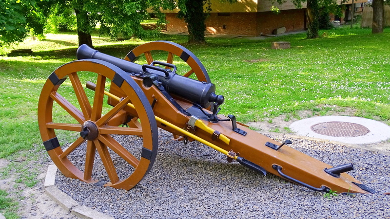 transportation, cannon, built structure, day, antique, land, park, middle ages, wagon wheel, the past, defense, tree, 4K, mode of transportation, old