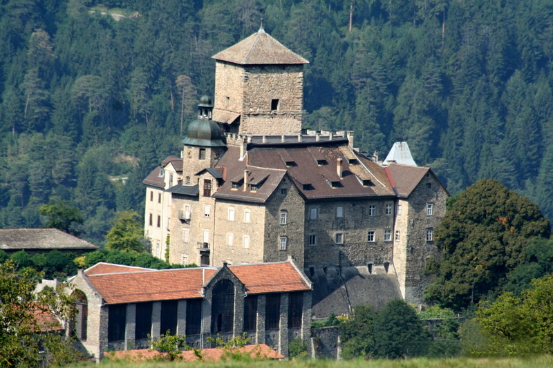 outdoors, mountain, Castle, forest, history, building exterior, graubünden, no people, place of worship, switzerland, 1080P, Fortress, built structure
