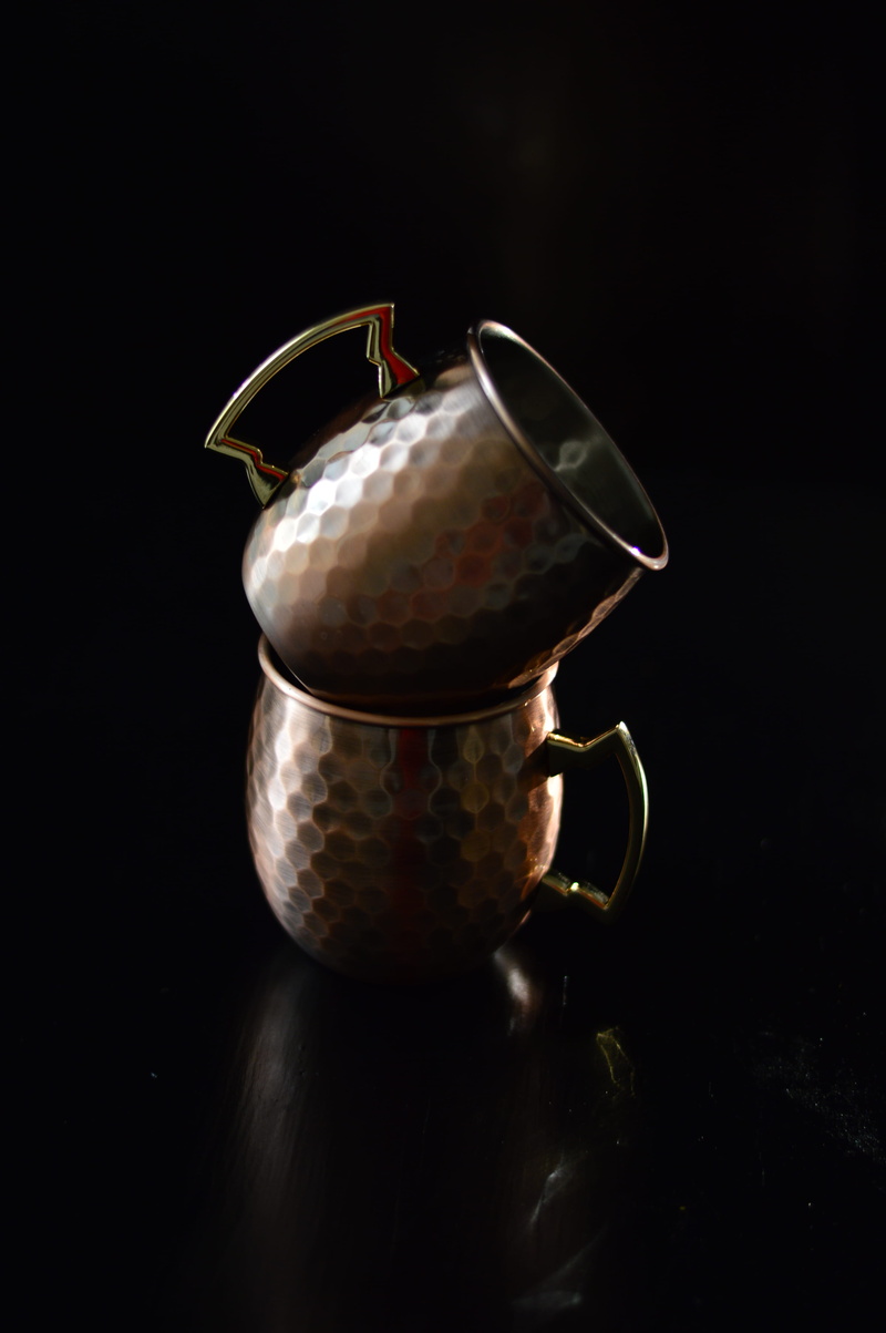 kitchenware, wellbeing, freshness, dark, reflection, indoors, copy space, teacup, drink, coffee pot, top, crockery, steel, glass, stack, 4K, studio shot